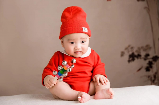 沧县宝宝几个月戴银手镯好 沧县宝宝几个月戴银手镯好